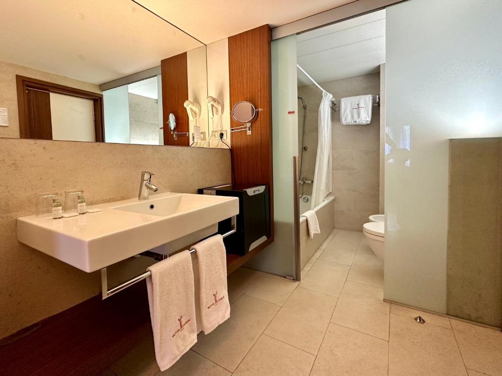 Hotel Turin Barcelona photo