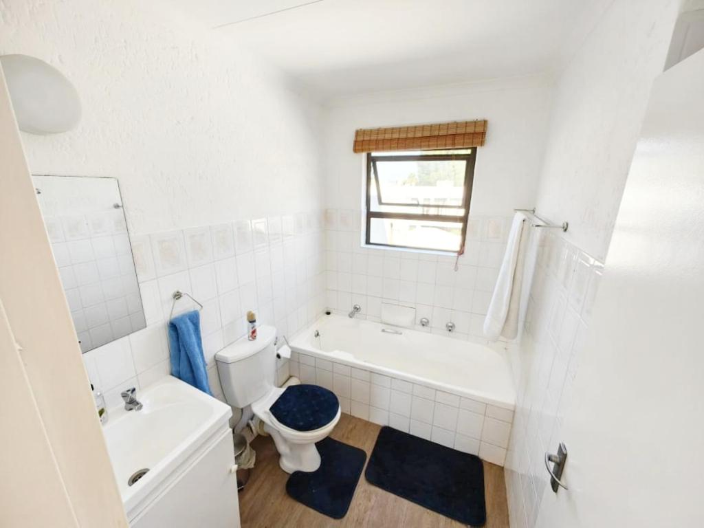 Paulshof Sandton Apartments - Central Square Complex photo