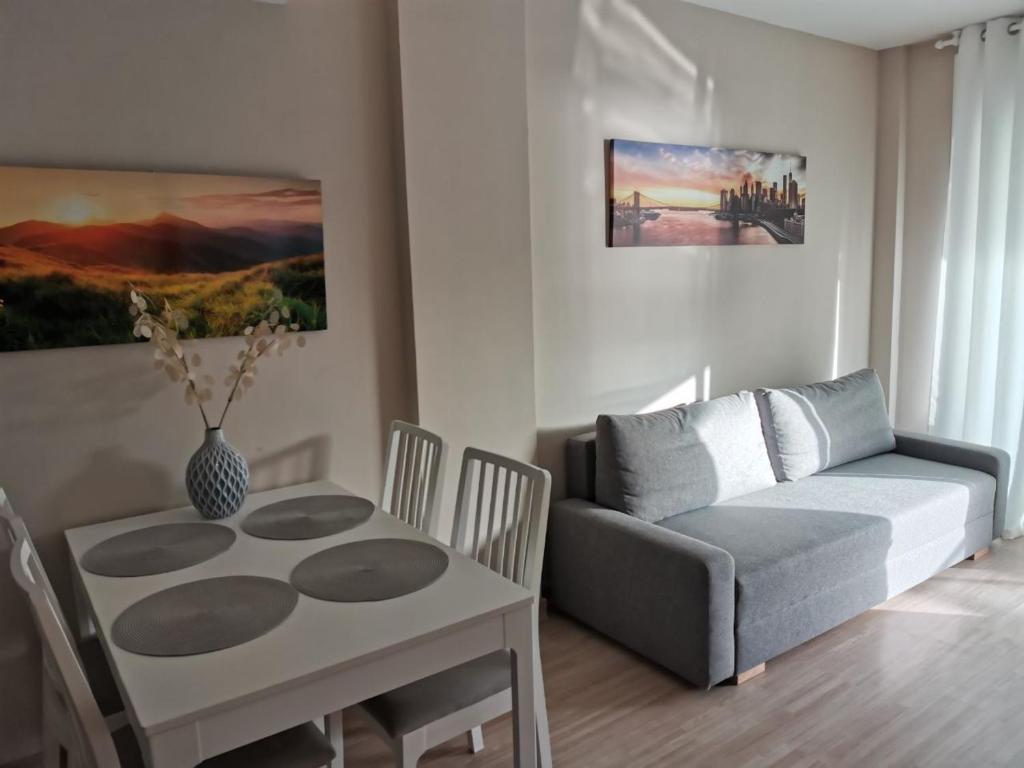 Apartment near the sea in Blanes S'Abanell Central Park - 4