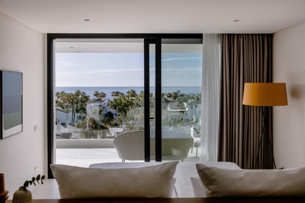 THE FLAG HOTEL Marbella