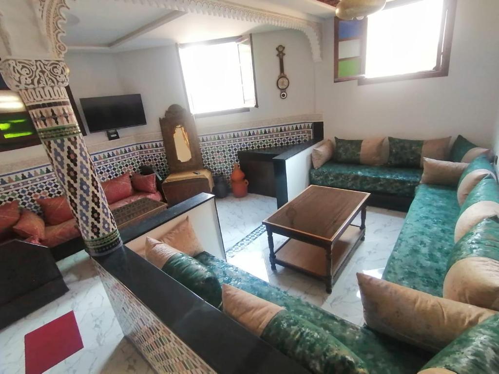 Appart Artisanal sur Fez, Fès