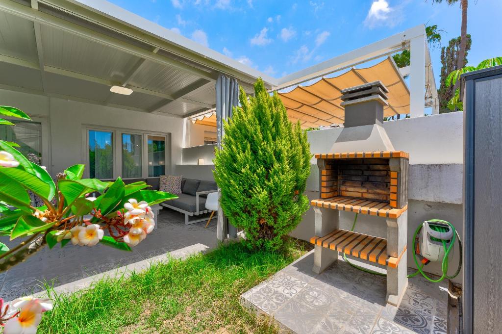 Beautiful bungalow in Island Village - 3