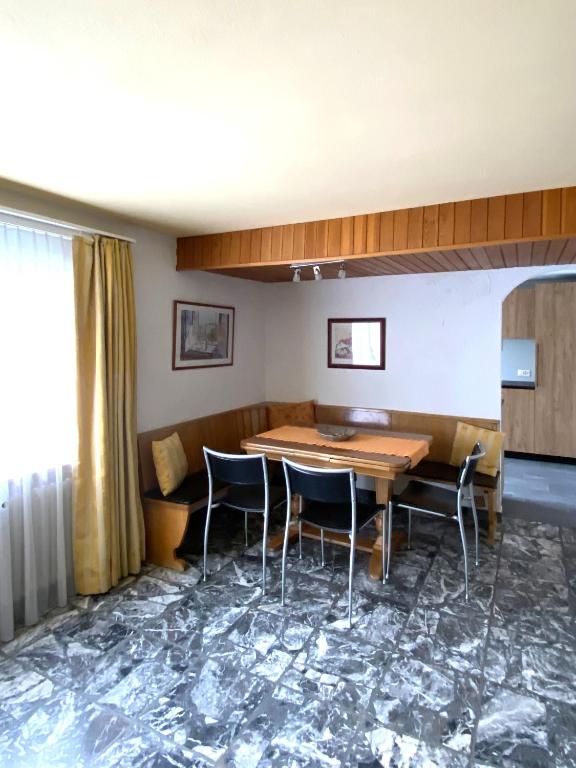Chalet Alm - 4