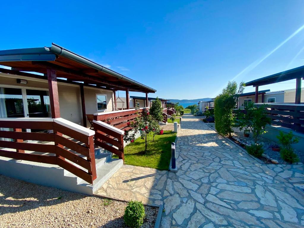 Mobile homes Kamp Maslina, Biograd na Moru — Hotel in Biograd na Moru