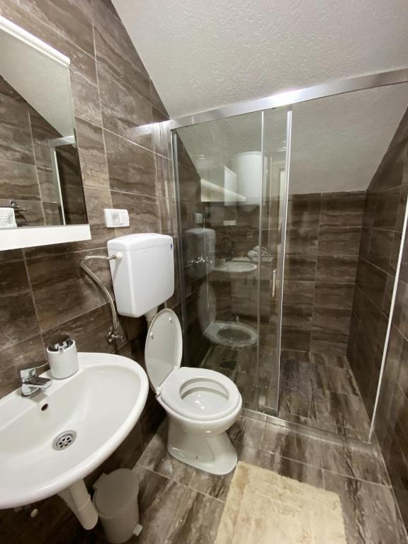 La Perla Apartman - 4