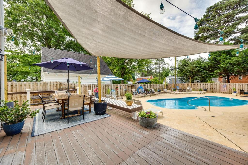 Bright Richmond Home with Backyard Oasis!