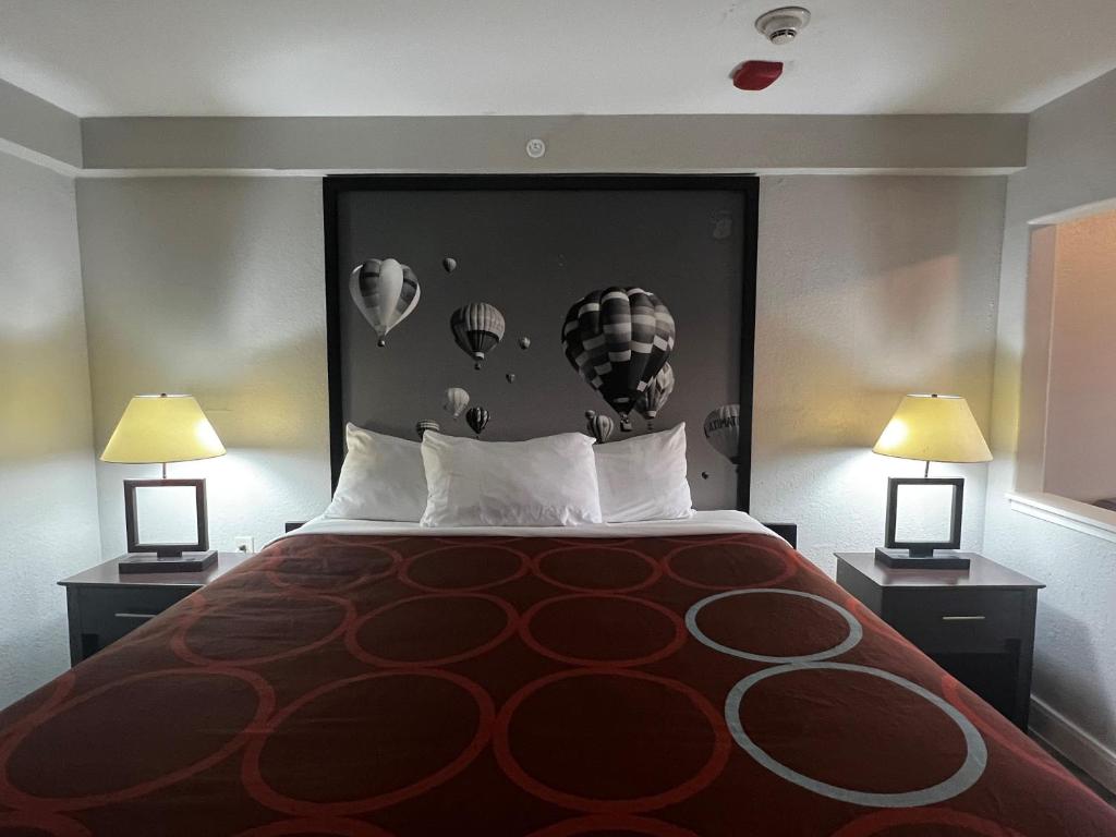 Super 8 By Wyndham Baytown/Mont Belvieu photo