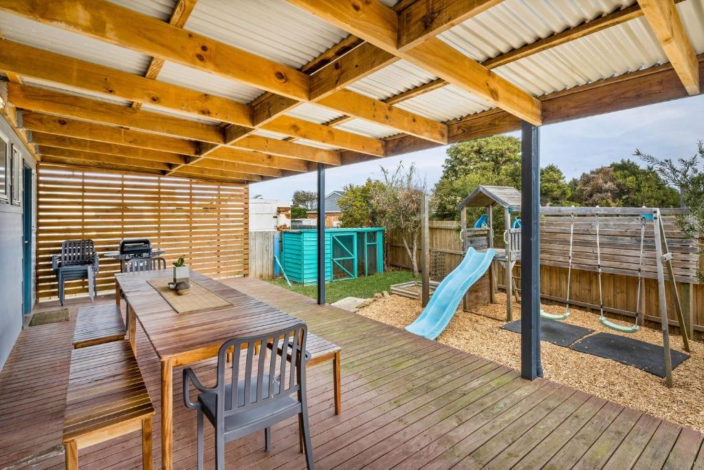 Calm 3922, Surf Beach