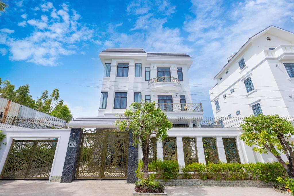 Đặng Diễm My Villages C2.49