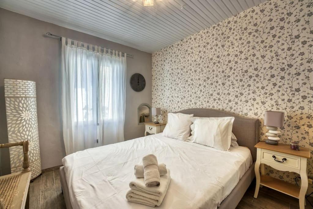 NEW 2-bed Central Cannes Apt - 5