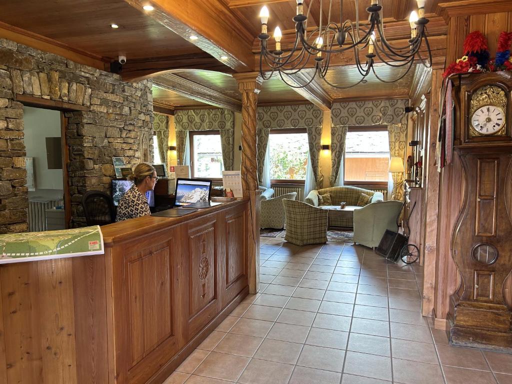 Hotel Croux photo