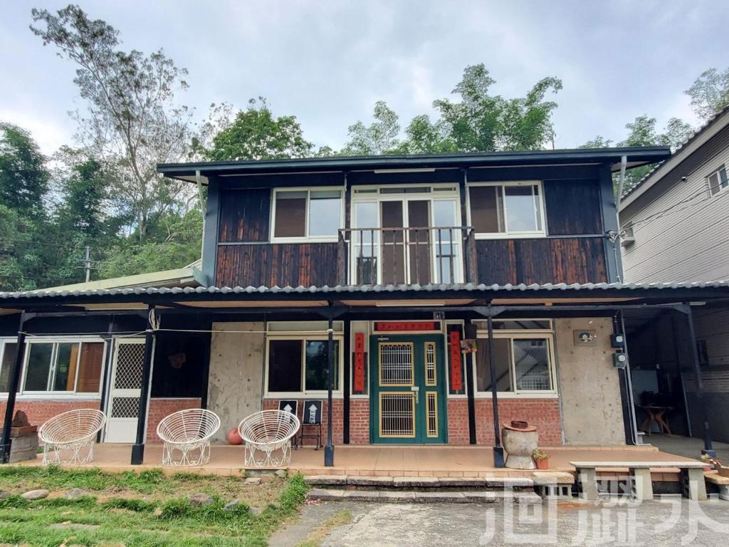 日月潭洄澀水包棟民宿, Yuchi