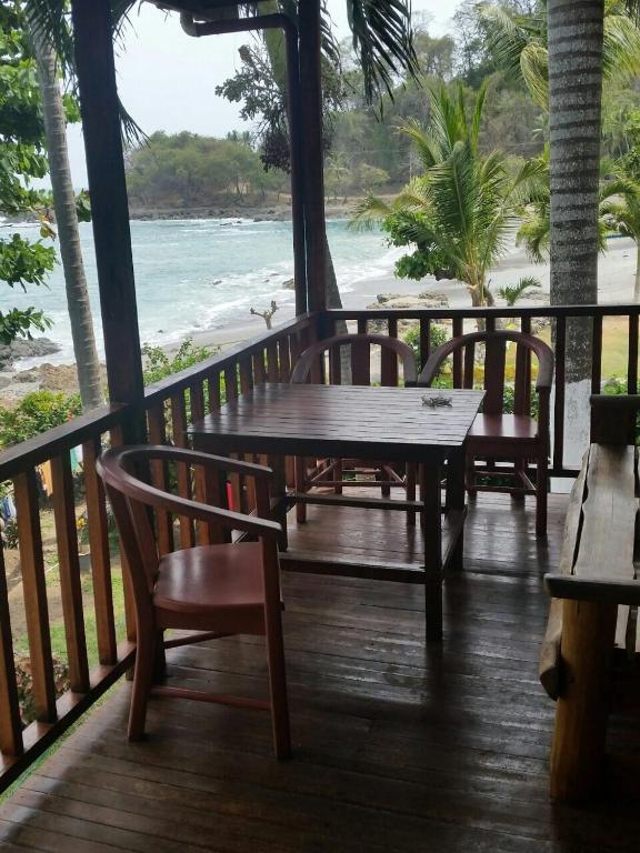 Hotel Cabinas Mar Y Cielo — Hotel in Montezuma
