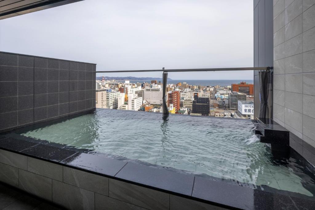 Hot spring bath