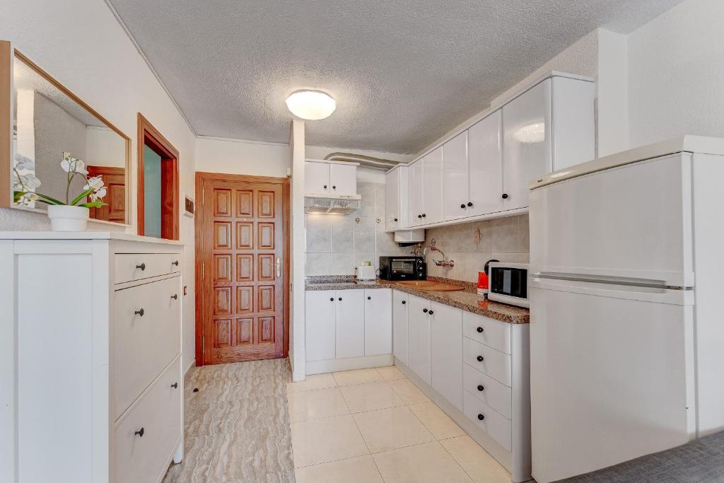 Torres del Sol Beach Front Apartment PH06 - 3