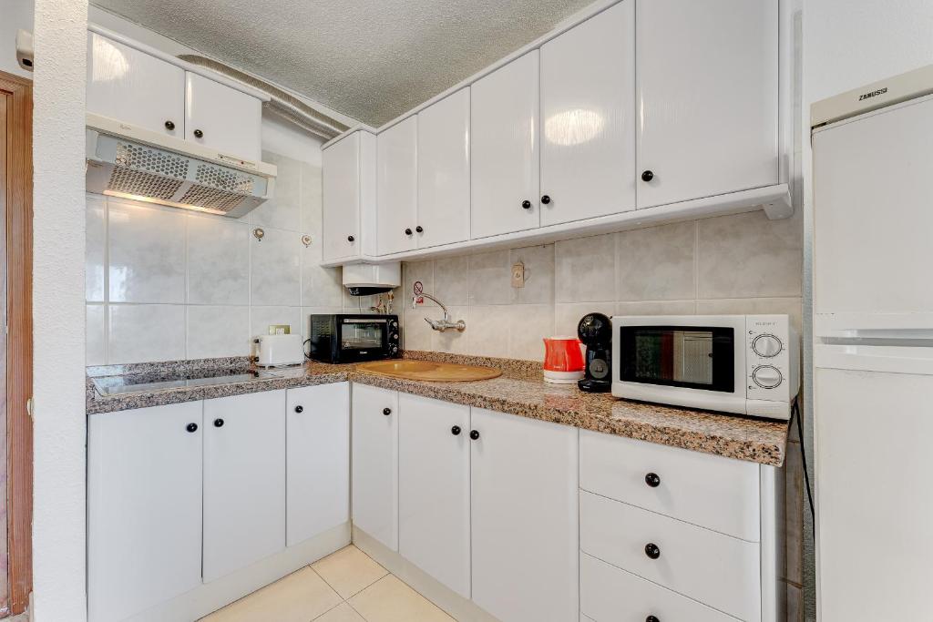 Torres del Sol Beach Front Apartment PH06 - 4