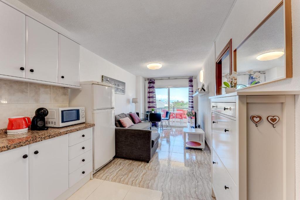 Torres del Sol Beach Front Apartment PH06 - 2
