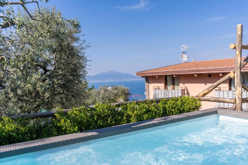 VILLA CARUSO PRIVATE HEATED POOL & SEA VIEW - 3