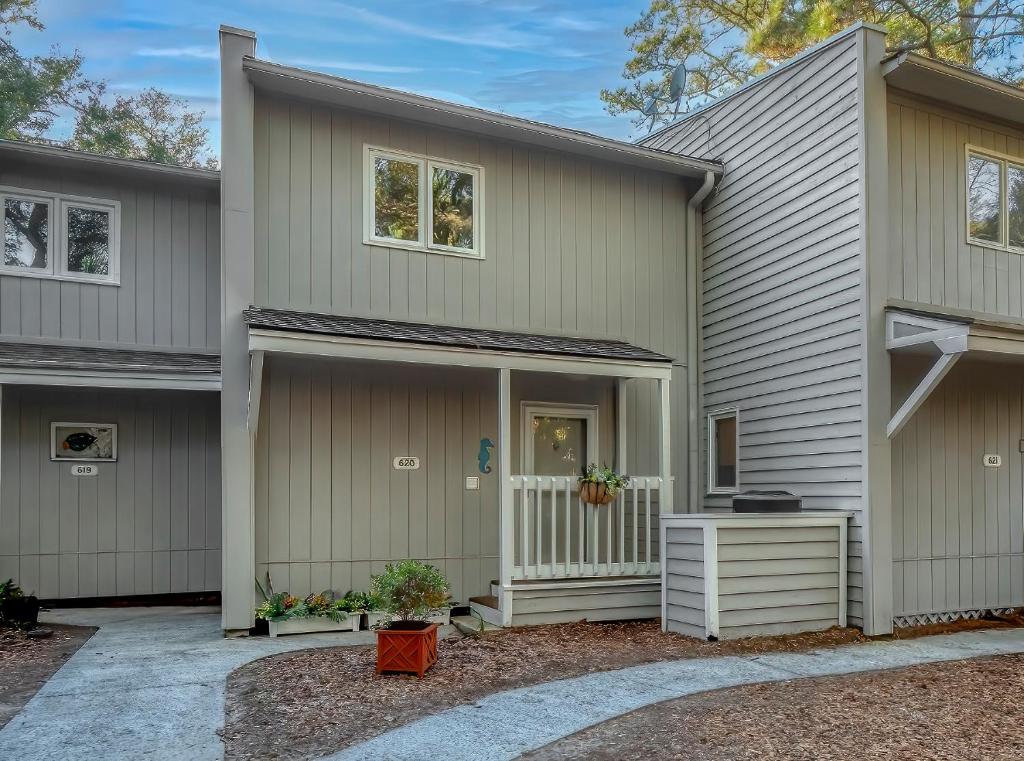 620 Shadowwood, Seabrook Island