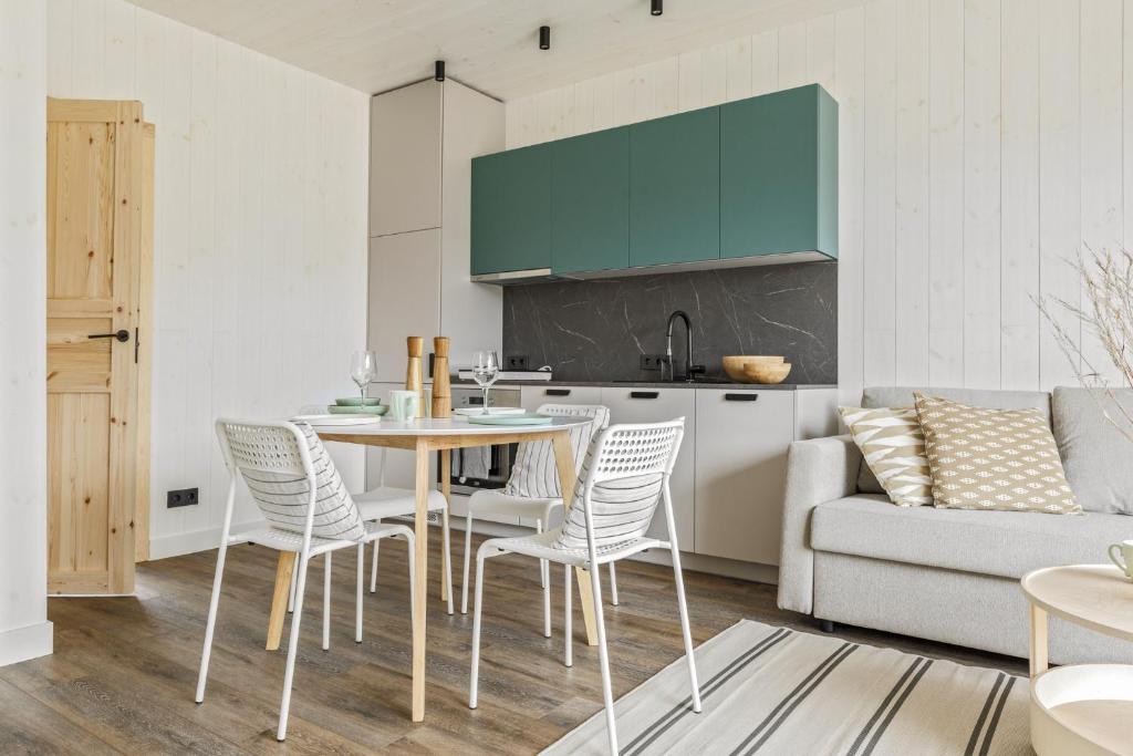 Svencelės burė 12, Svencelė