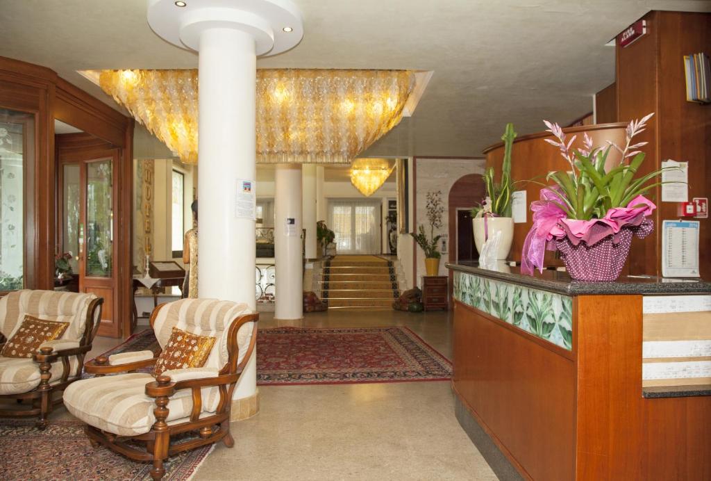 Hotel Elpiro — Hotel building in Jesolo, Veneto