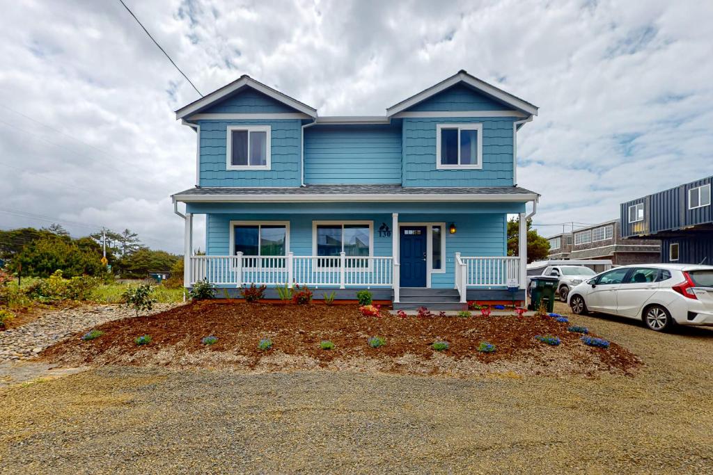 Pelican and the Raven, Rockaway Beach