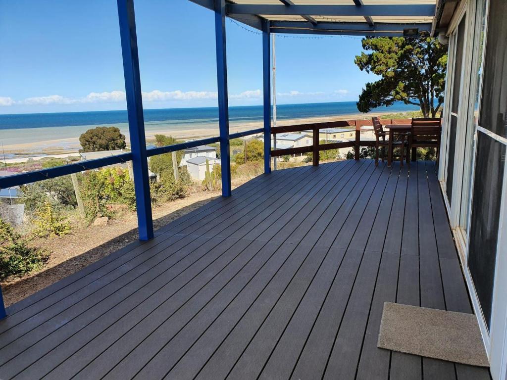 Dream View - James Well, Perara