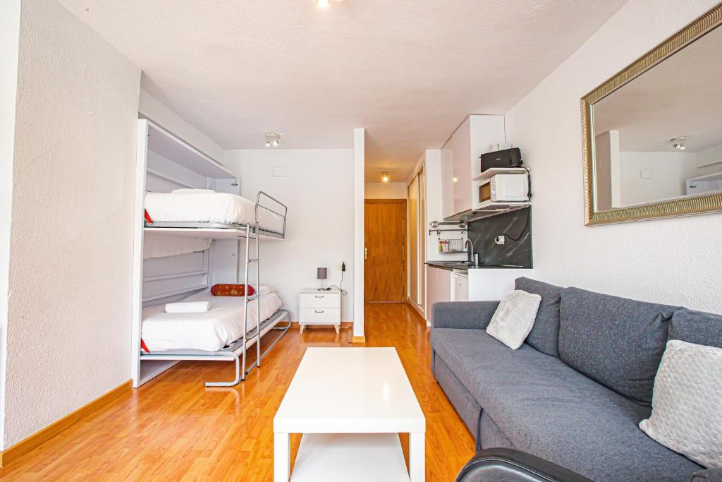 Holidays, Mont Blanc Estudio en Pradollano & Parking - 2