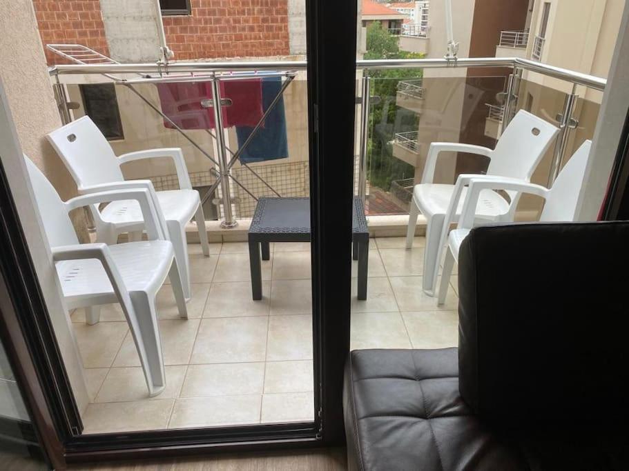 Apartment in Becici - 4