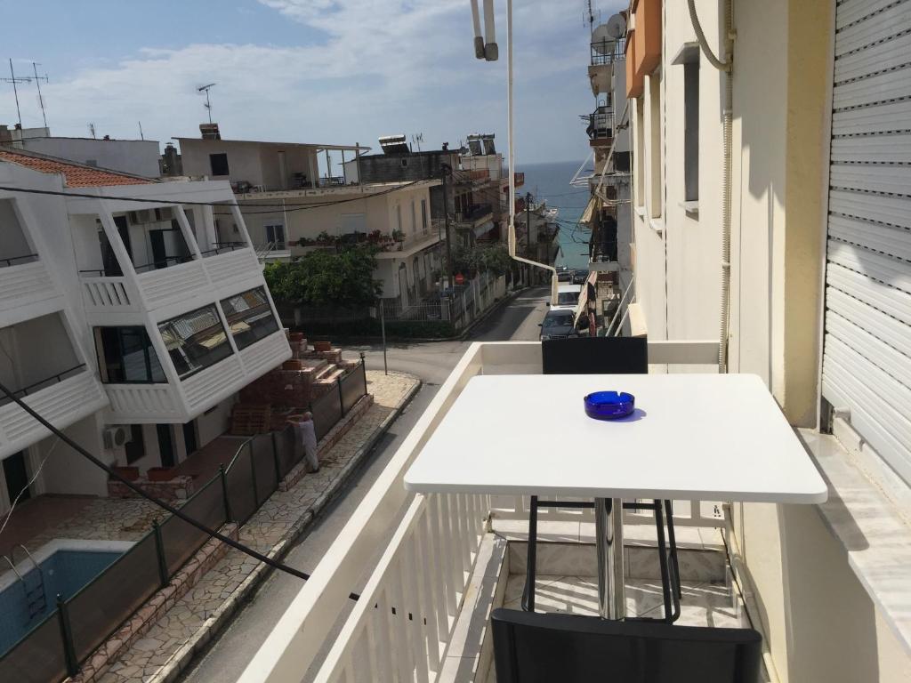 Yves apartment, Nea Kallikratia