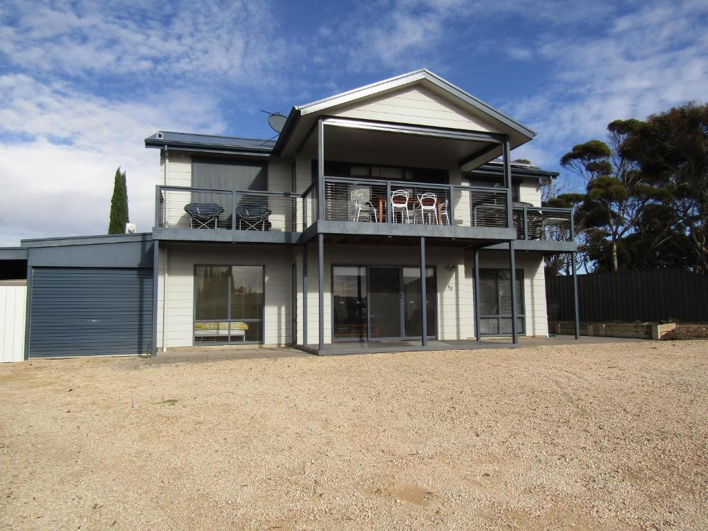 Lady Doris, Port Vincent