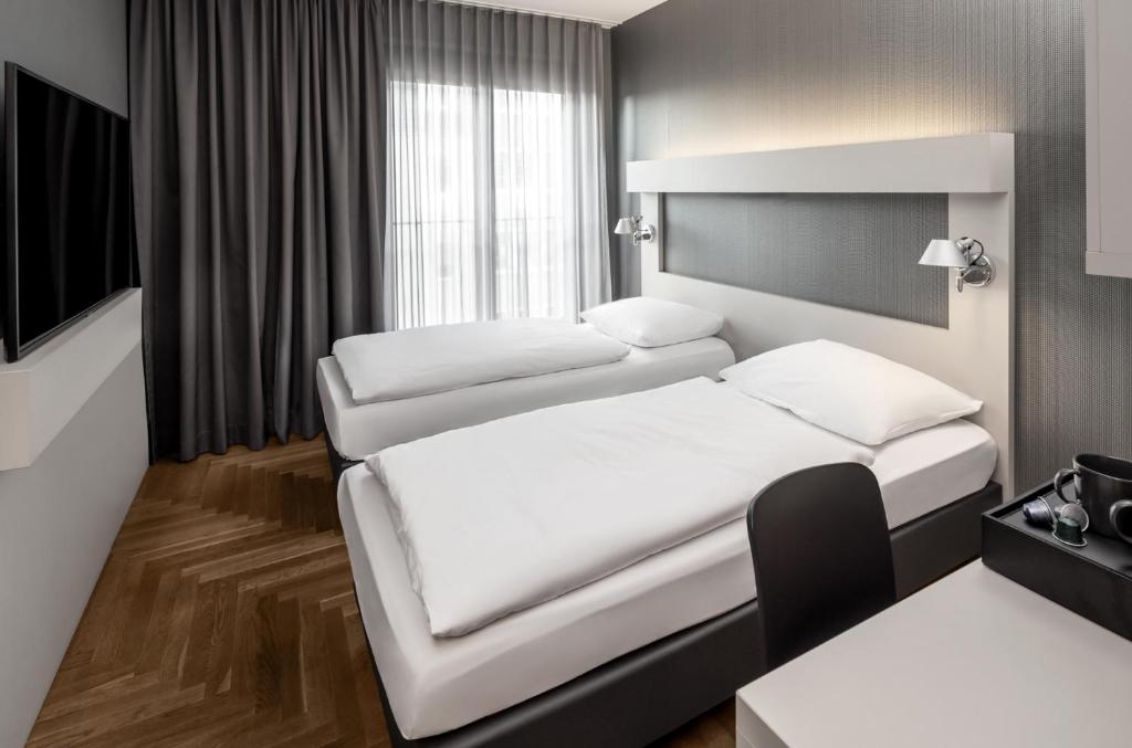 Hotel AMANO Rooms & Apartments — Hotel rooms in Berlin, Berlin