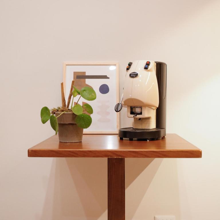 Retrophilia Home - 3