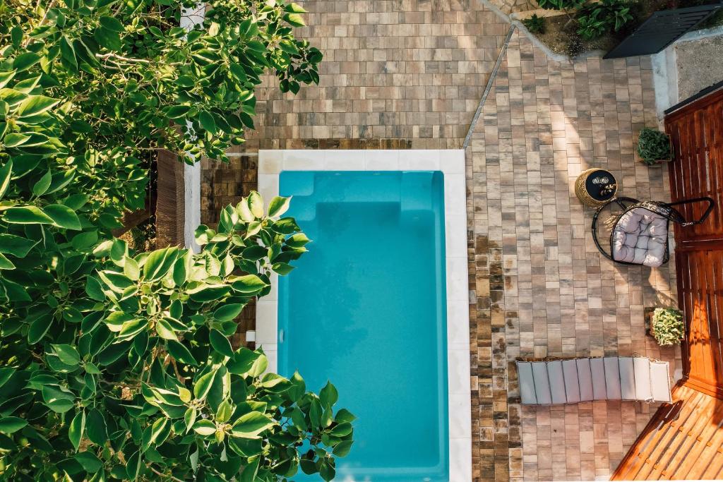 Green & blue, Ražanac