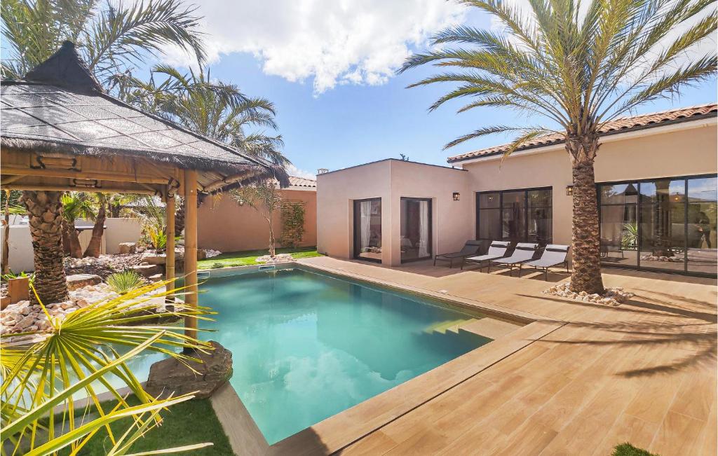 Beautiful Home In Puimisson With Swimming Pool, Private Swimming Pool And 5 Bedrooms