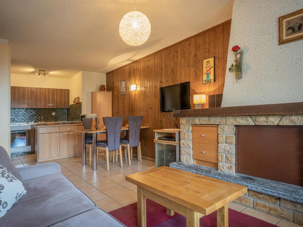 Apartment Domino B 48 by Interhome - 2