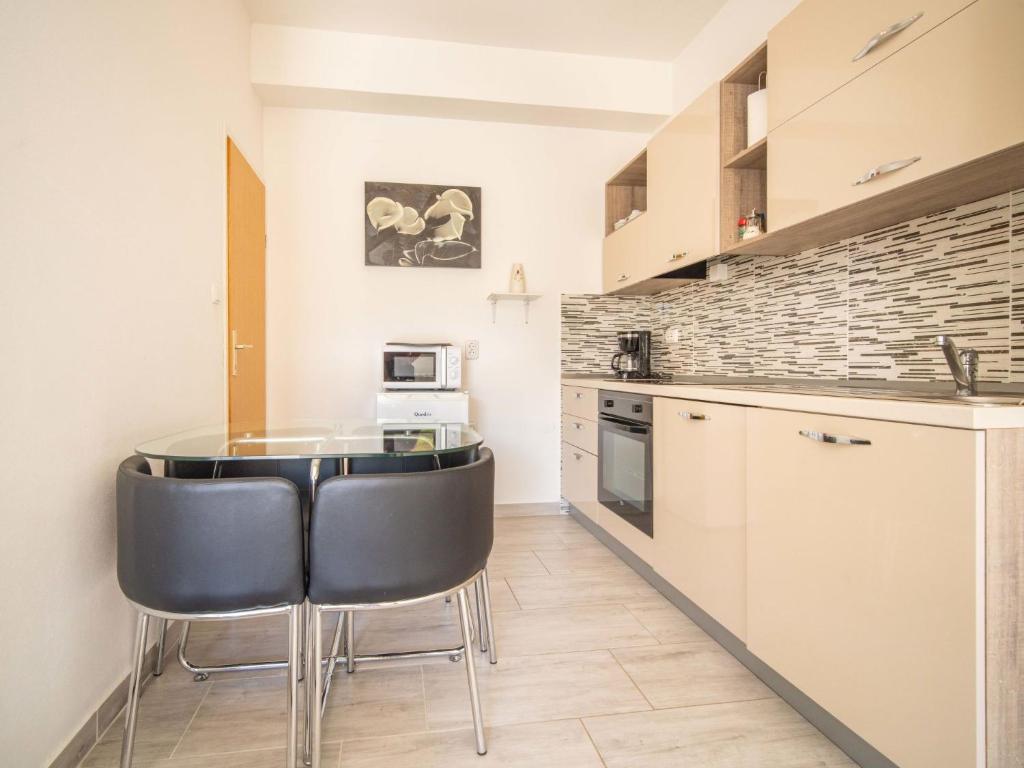 Apartment Miskulin-4 by Interhome photo