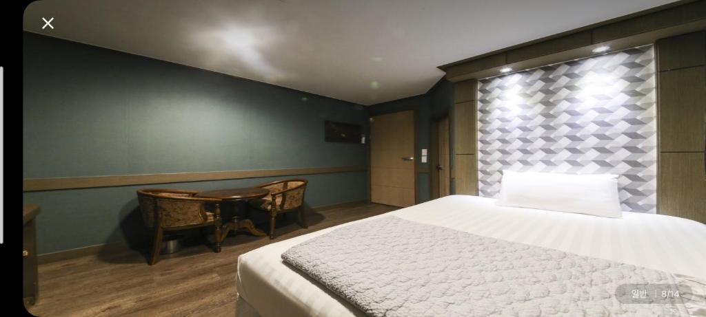 Hotel Q Chuncheon photo