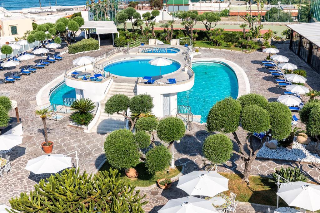 Hotel Zaro photo