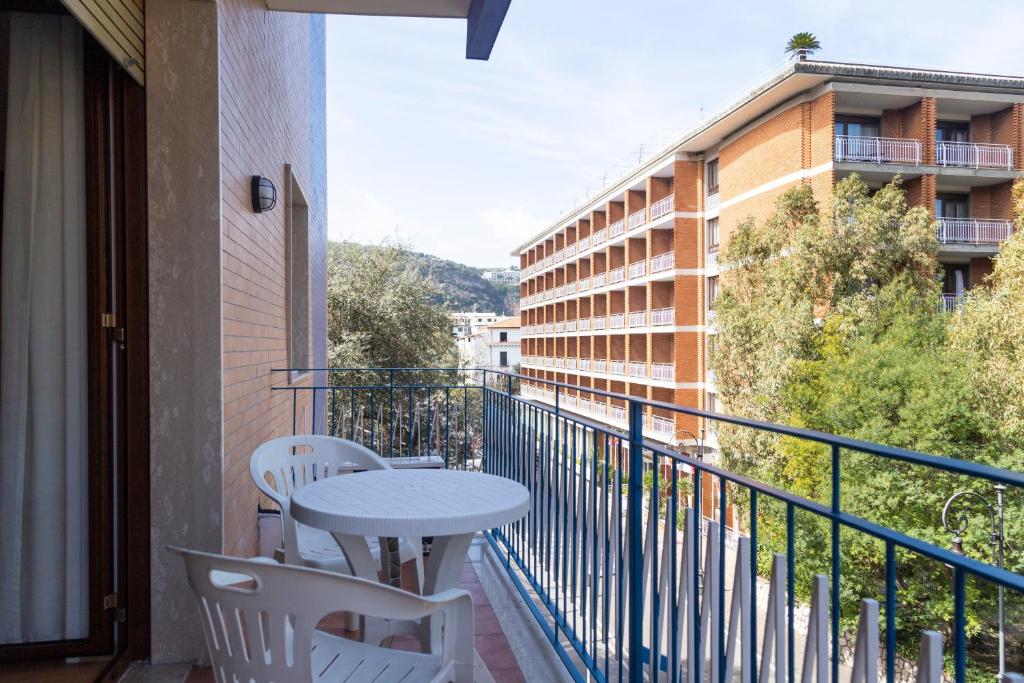Sorrento Living photo