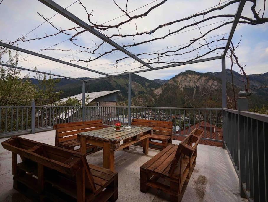 Borjomi Veranda, Bordžomi