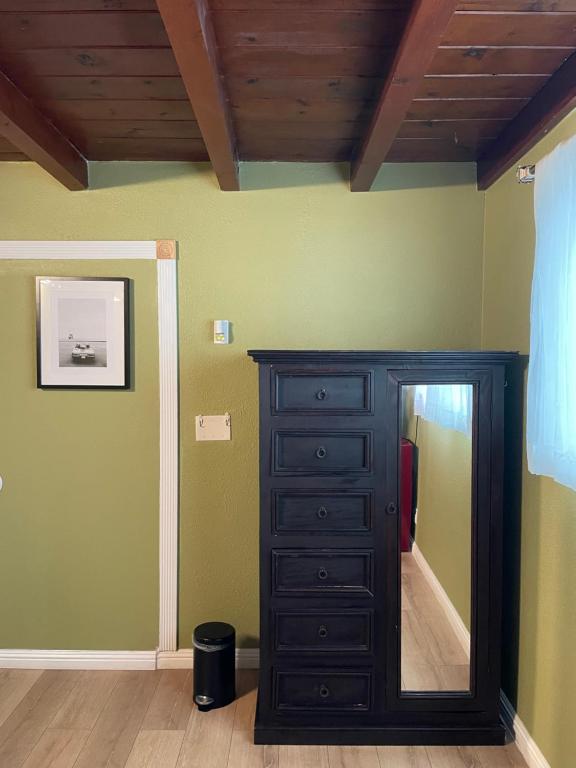 Private Room in LA with free WIFI and TV with Shared Kitchen photo