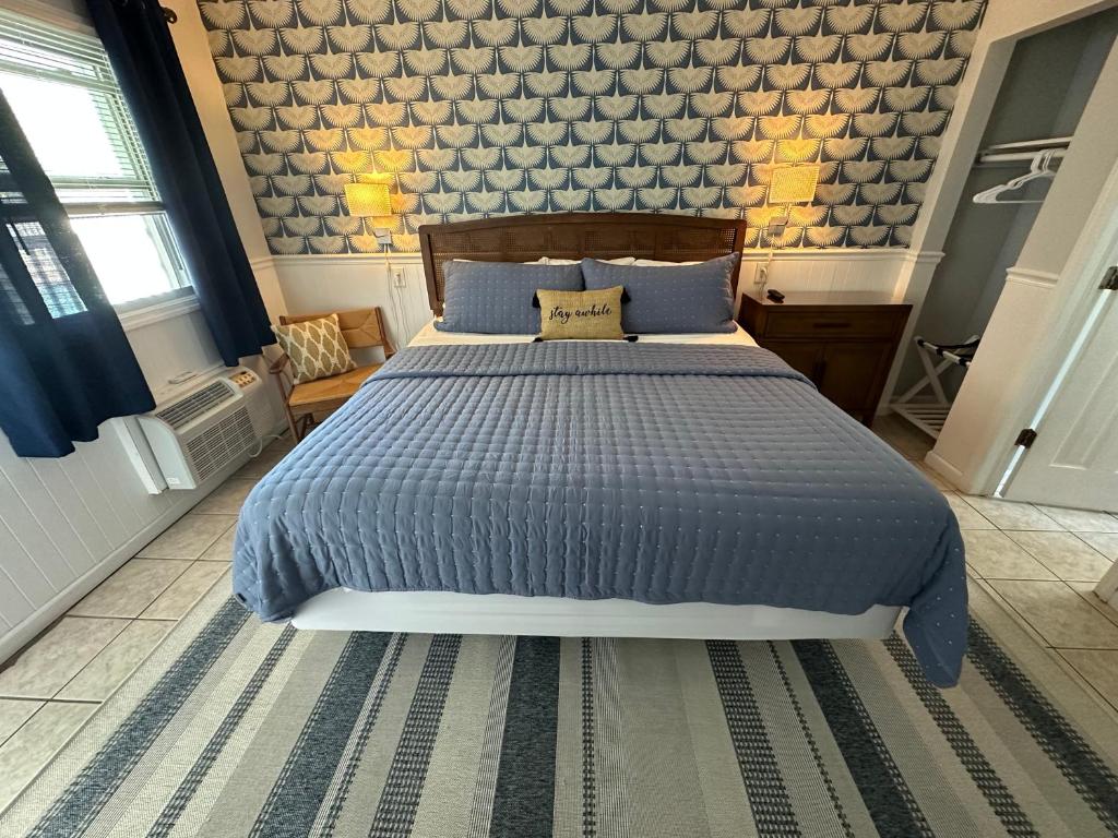 Boardwalk Beach Inn photo