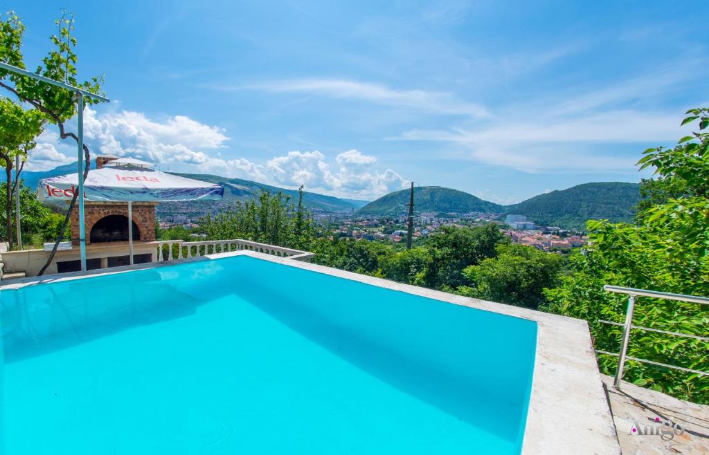 Perfect view of Mostar - with swimming pool - 3