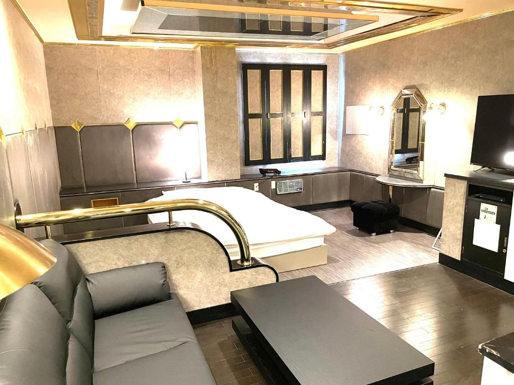 4. Hotel Ai..