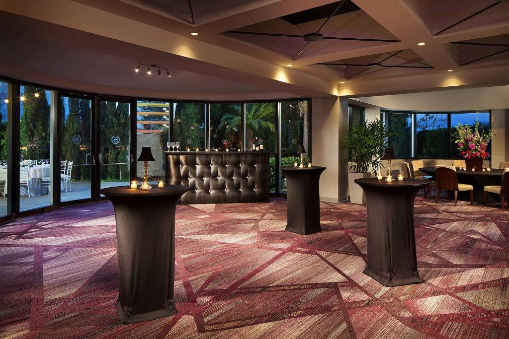 Los Angeles Sheraton Gateway Los Angeles Hotel Additional