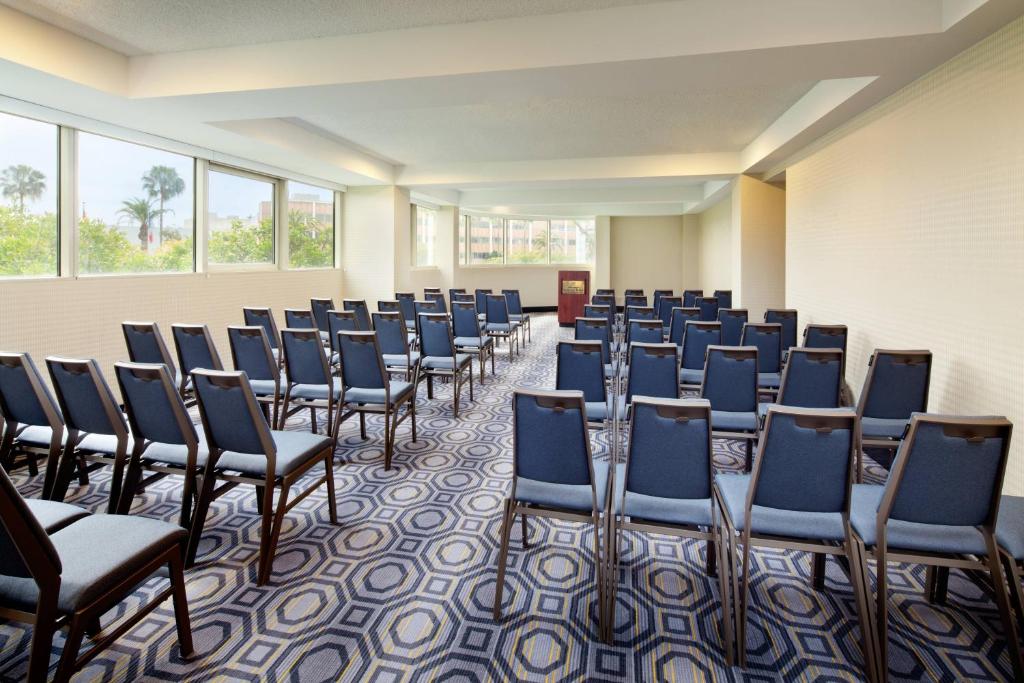 Los Angeles Sheraton Gateway Los Angeles Hotel Additional