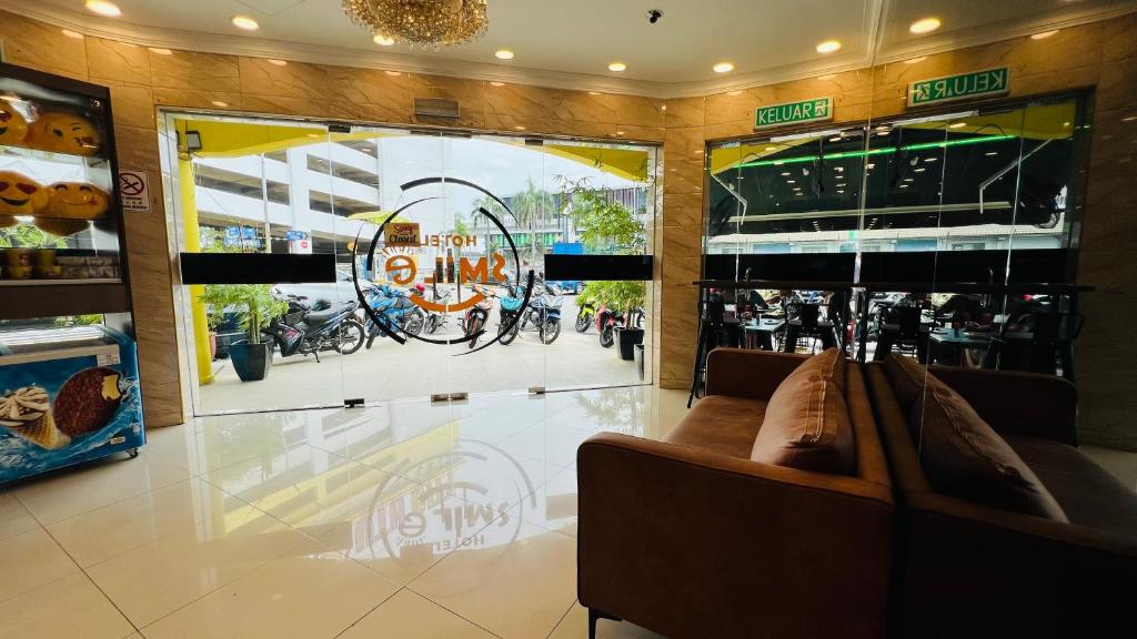 Smile Hotel Serdang South City photo