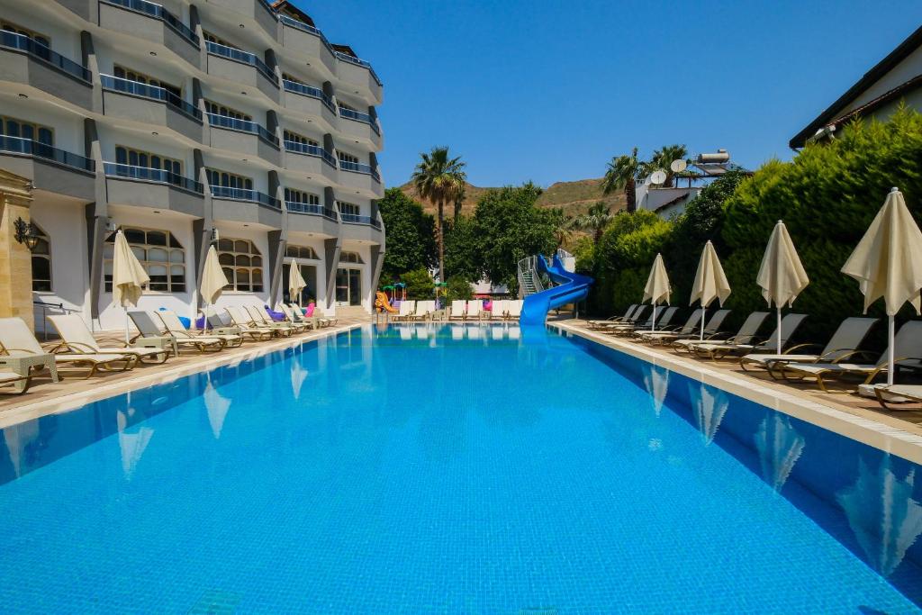 Club Selen icmeler