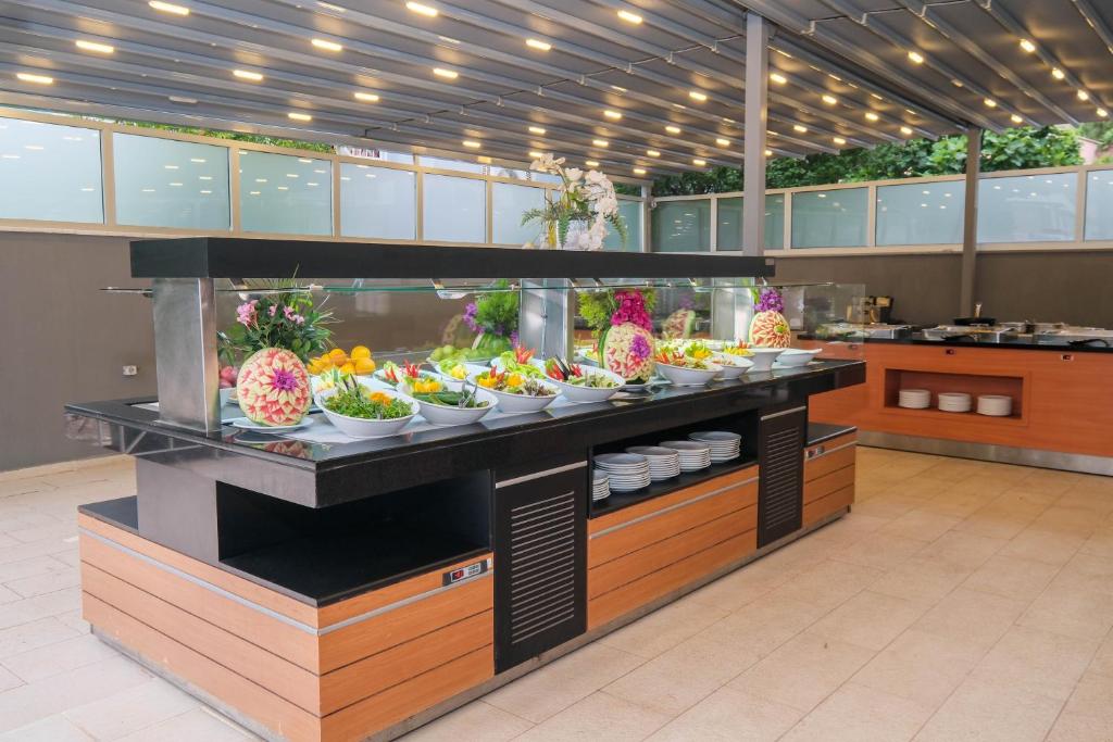 Club Selen icmeler — Restaurant & bars in İçmeler, Mugla